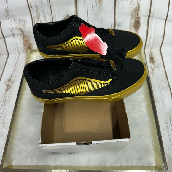 Harry Potter Golden Snitch  x VANS Old Skool Sneakers NEW - Picture 10 of 13